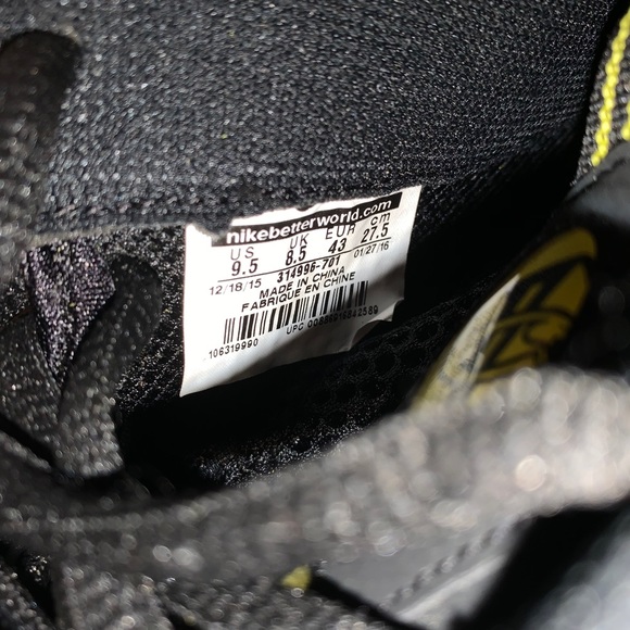 Brand new Nike foamposites size 9.5 men’s main image 5